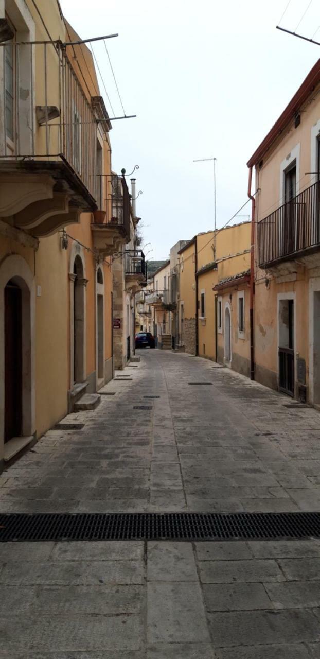 Aristogatti Hotell Ragusa Exteriör bild