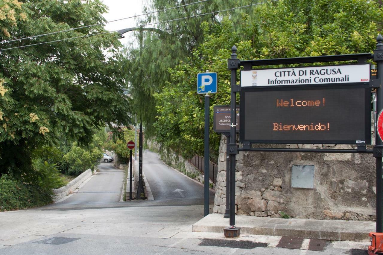Aristogatti Hotell Ragusa Exteriör bild