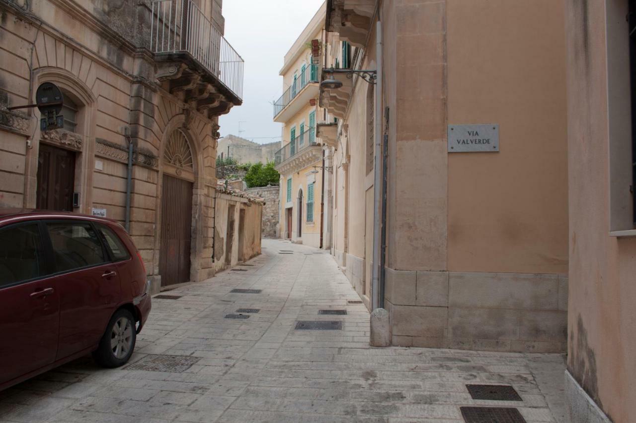 Aristogatti Hotell Ragusa Exteriör bild